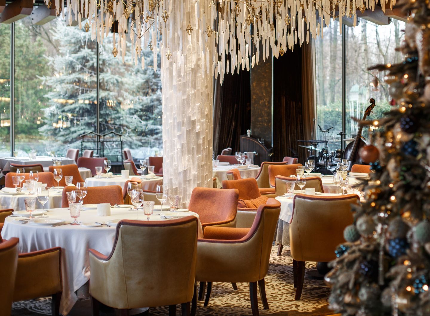Фото зимнего интерьера ресторана Il Lago